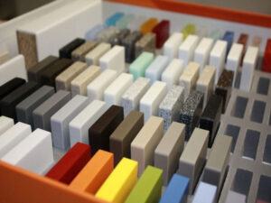 Đá mặt bếp loại nào tốt nhất solid surface