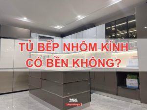 tu bep nhom kinh co ben khong