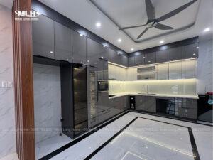 Tủ bếp kịch trần - Giải pháp thêm không gian lưu trữ đồ 2 tu bep kich tran